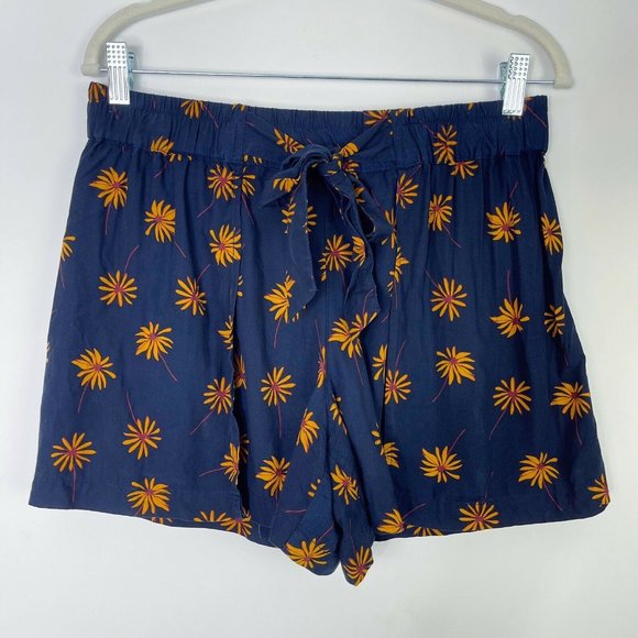 Madewell Daisy Shorts Size Medium - Picture 2 of 10